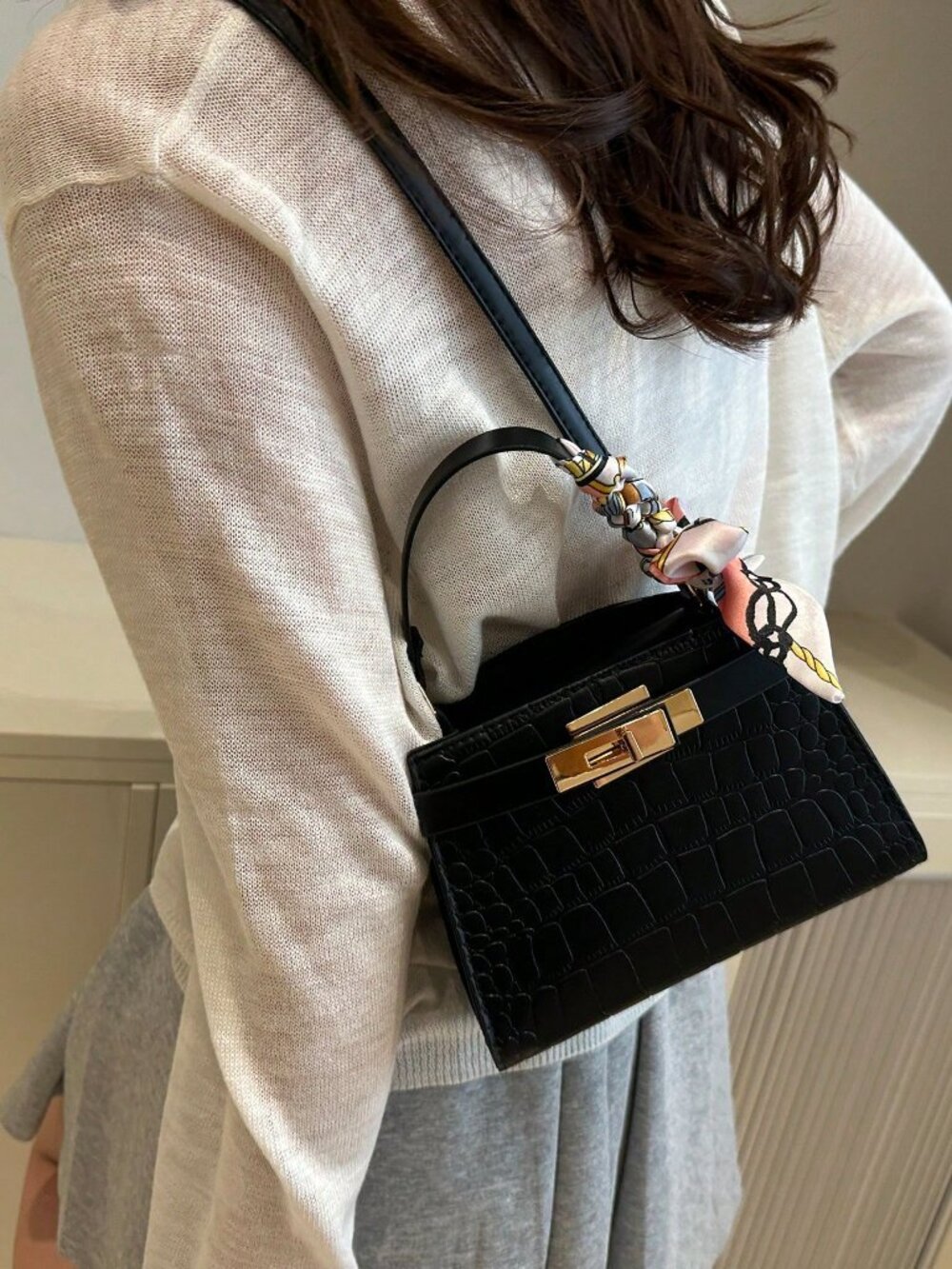 Black Casual Women's Crocodile Embossed Scarf Decor Flap Cover Handbag